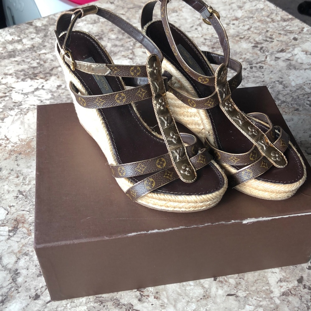 Louis Vuitton espadrille